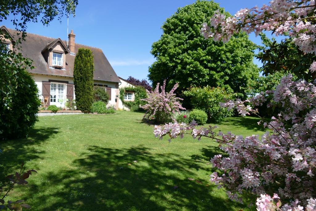 Le Clos Des Perraudieres Cour-Cheverny Exterior photo